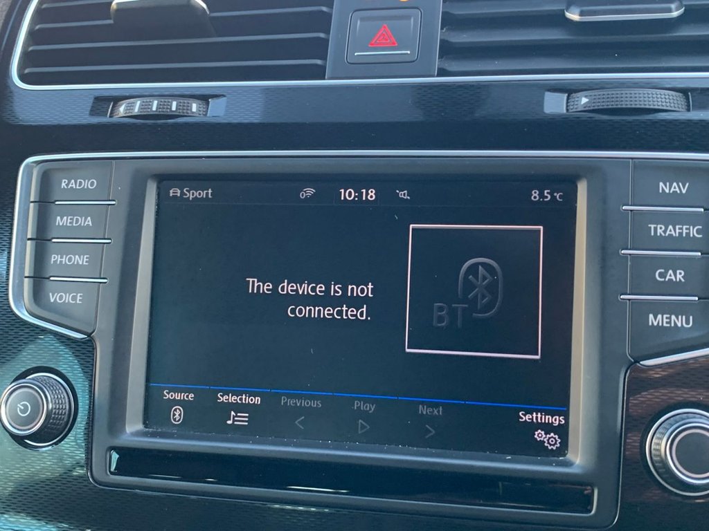 Used Volkswagen Golf 2017 for sale - 76900935: Photo 25