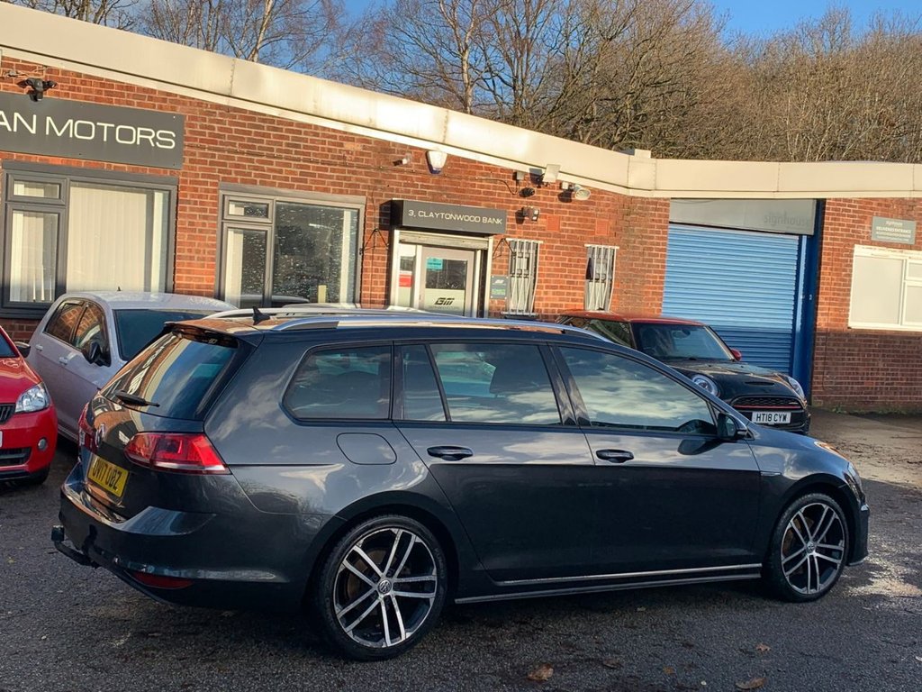 Used Volkswagen Golf 2017 for sale - 76900935: Photo 6