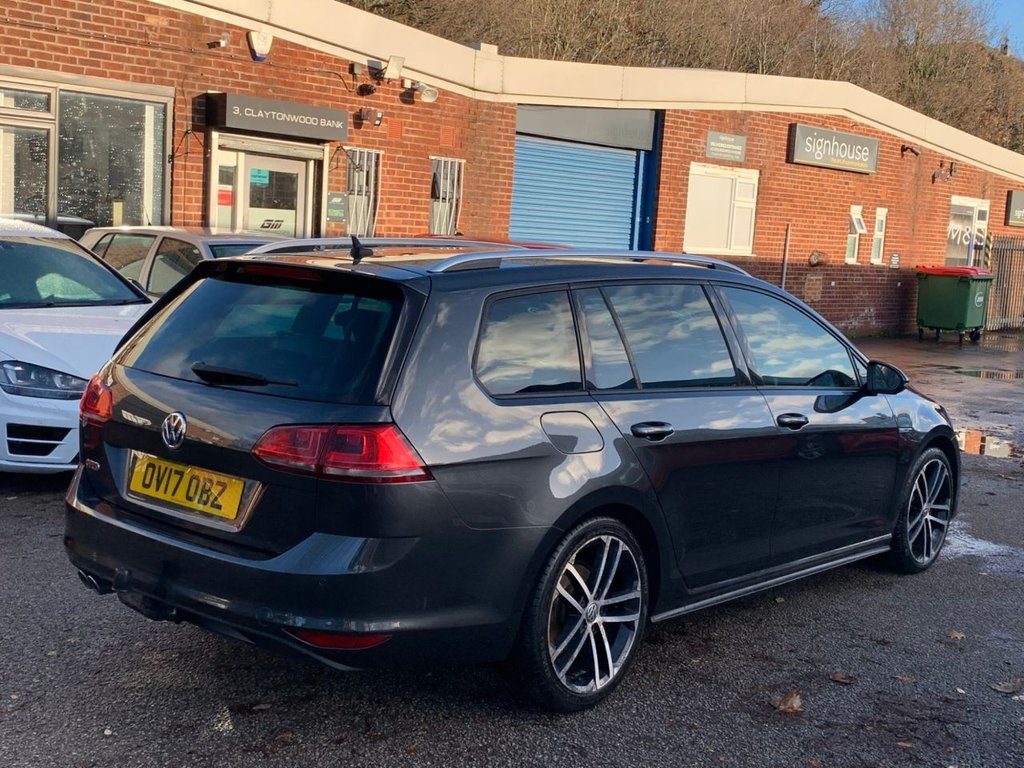 Used Volkswagen Golf 2017 for sale - 76900935: Photo 8