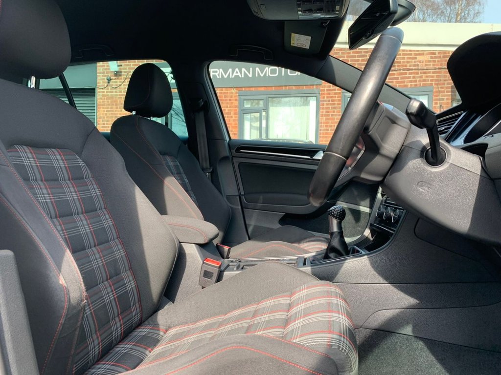 Used Volkswagen Golf 2016 for sale - 77967554: Photo 13