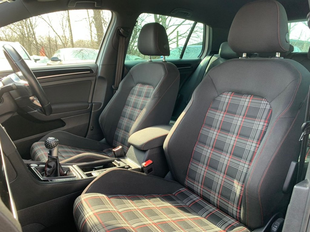 Used Volkswagen Golf 2016 for sale - 77967554: Photo 16