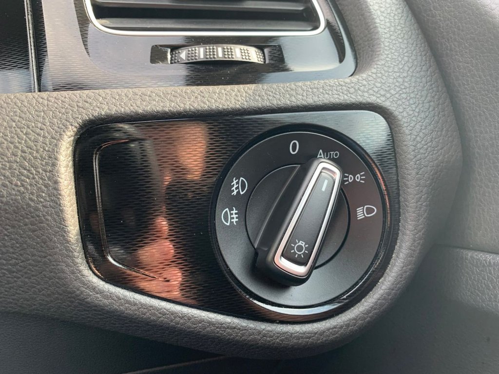 Used Volkswagen Golf 2016 for sale - 77967554: Photo 28