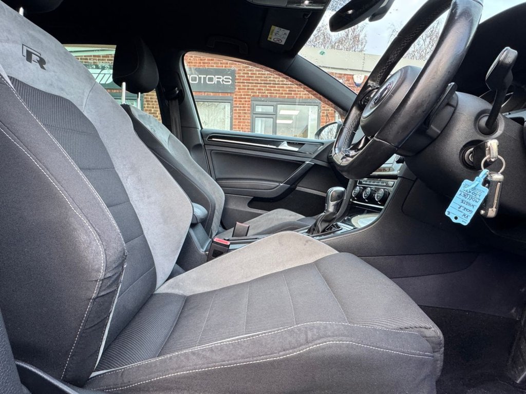 Used Volkswagen Golf 2017 for sale - 76848164: Photo 12