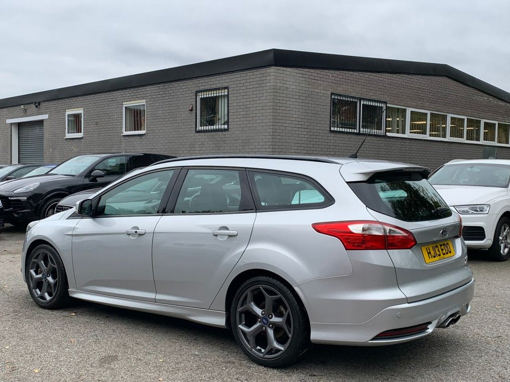 Used Ford Focus 2013 for sale - 76797524: Photo 5