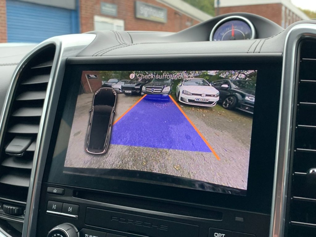 Used Porsche Cayenne 2017 for sale - 76797620: Photo 31