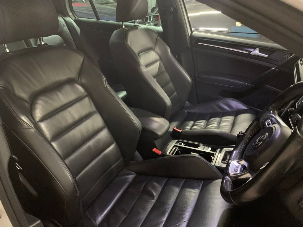 Used Volkswagen Golf 2016 for sale - 77315978: Photo 10