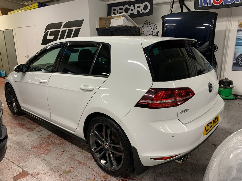 Used Volkswagen Golf 2016 for sale - 77315978: Photo 2