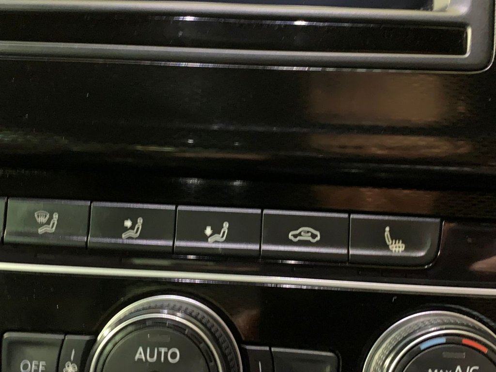 Used Volkswagen Golf 2016 for sale - 77315978: Photo 24