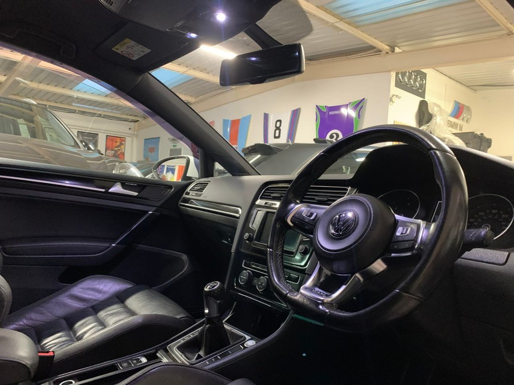 Used Volkswagen Golf 2016 for sale - 77315978: Photo 8