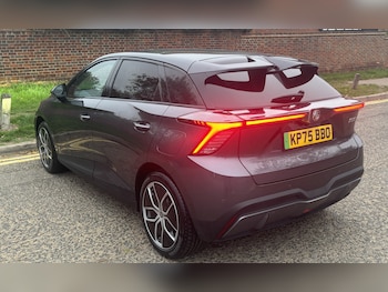 Used MG MG4 2025 for sale - 76130403: Photo