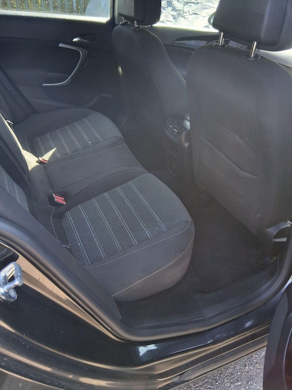 Used Vauxhall Insignia 2010 for sale - 72867448: Photo 6