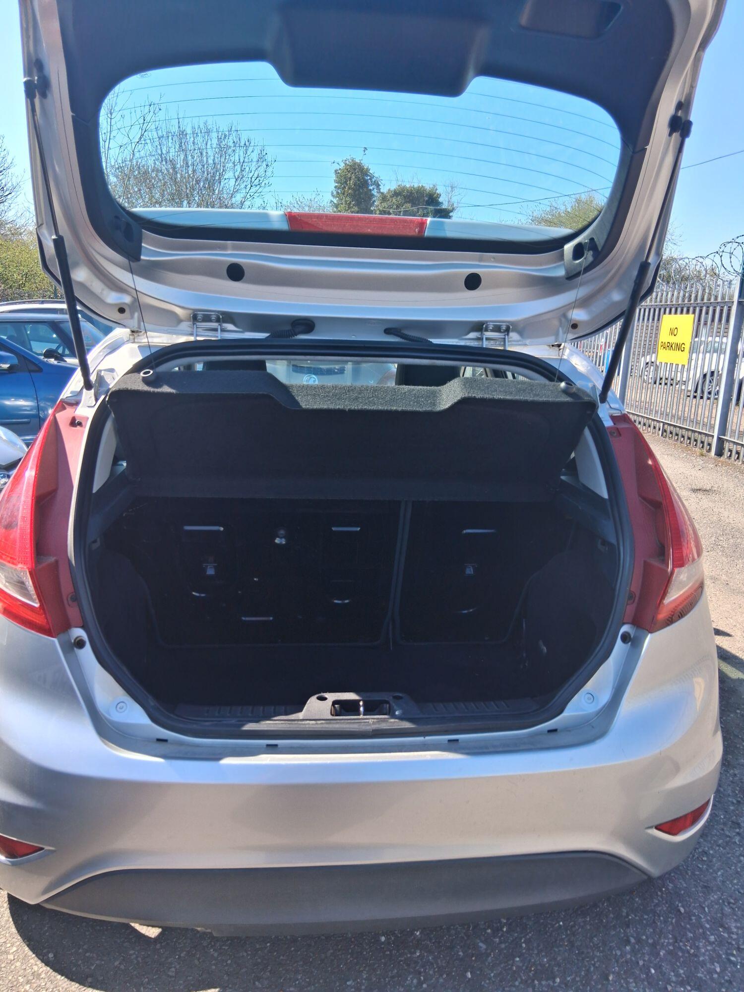 Used Ford Fiesta 2009 for sale - 76793773: Photo 8