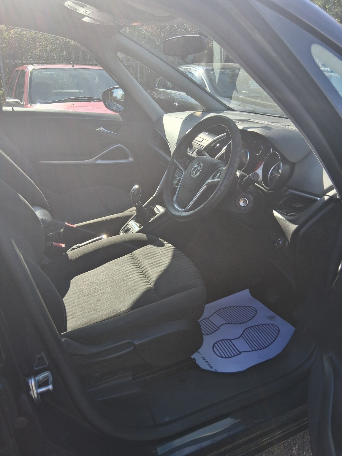 Used Vauxhall Zafira Tourer 2013 for sale - 76369379: Photo 4