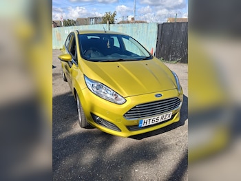 Used Ford Fiesta 2016 for sale - 75667850: Photo