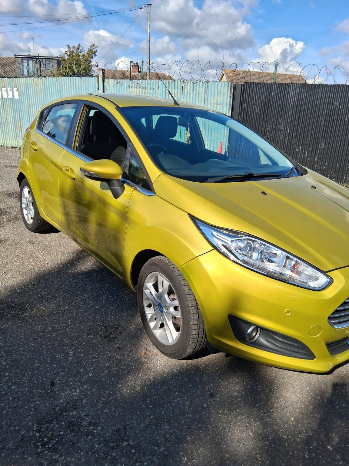 Used Ford Fiesta 2016 for sale - 75667850: Photo 3