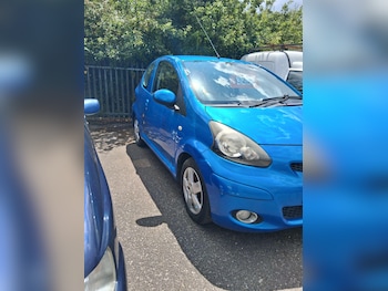 Used Toyota AYGO 2010 for sale - 76793772: Photo