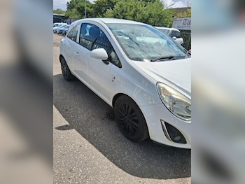 Used Vauxhall Corsa 2011 for sale - 75529847: Photo