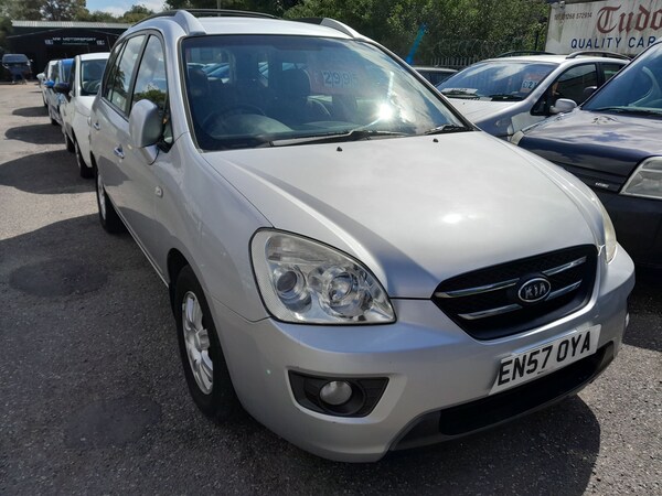 Used Kia Carens 2007 for sale - 71060319: Photo 1