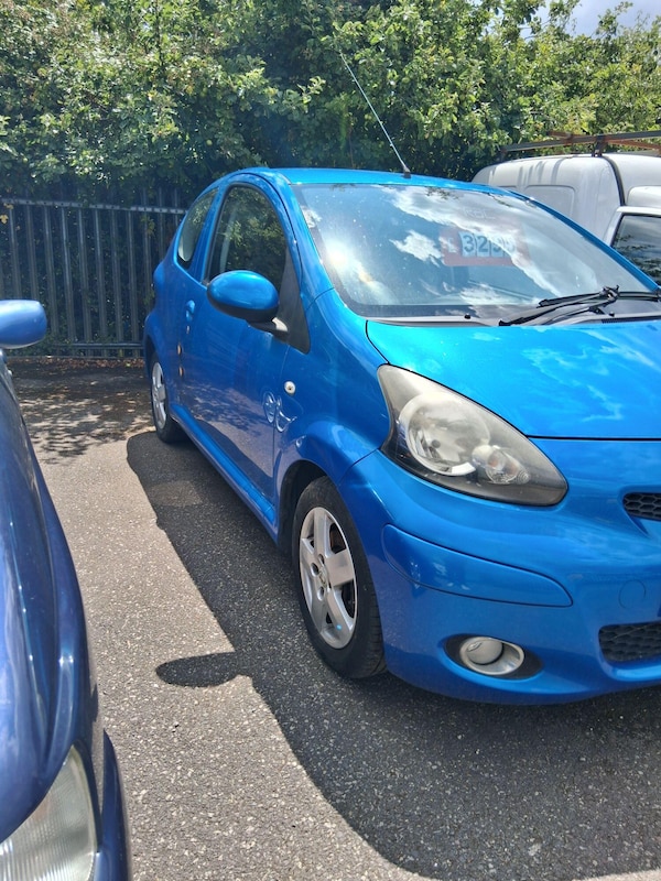 Used Toyota AYGO 2010 for sale - 74462328: Photo 2