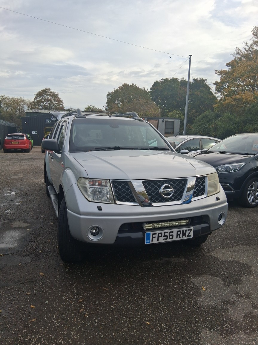 Used Nissan Navara 2006 for sale - 76559929: Photo 1