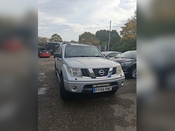 Nissan - Navara