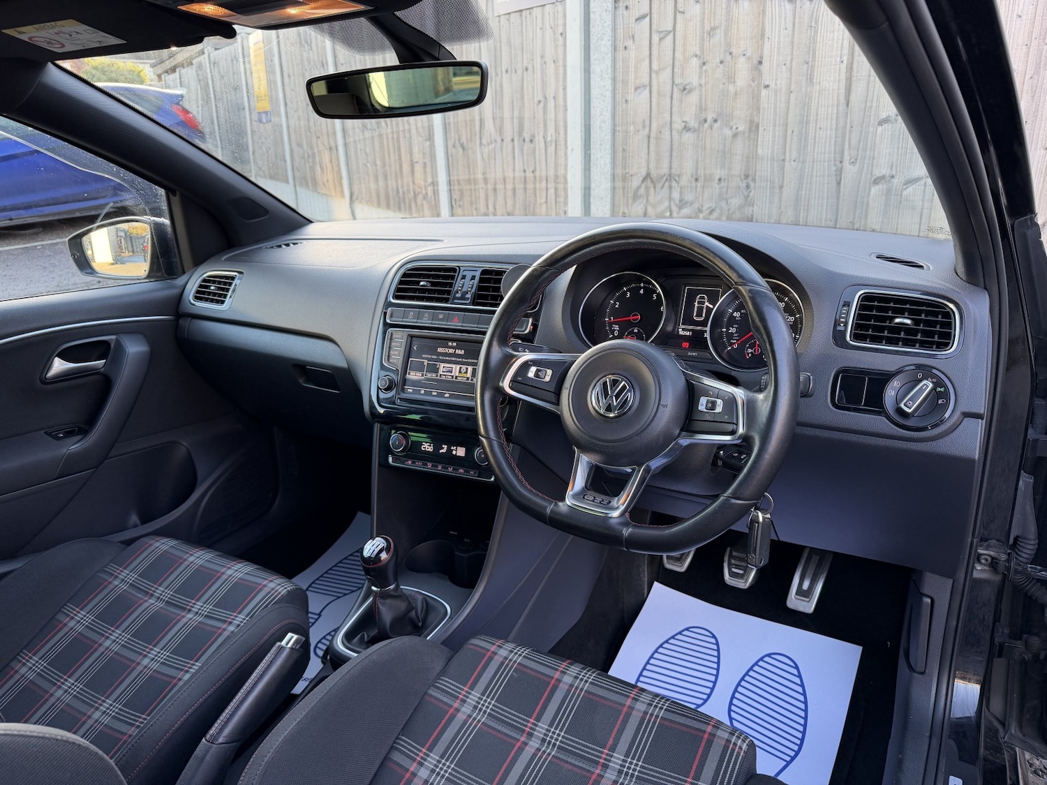 Used Volkswagen Polo 2015 for sale - 76799147: Photo 12