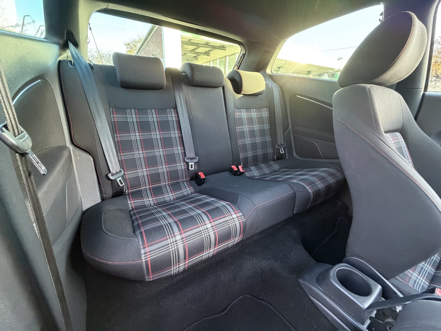 Used Volkswagen Polo 2015 for sale - 76799147: Photo 14