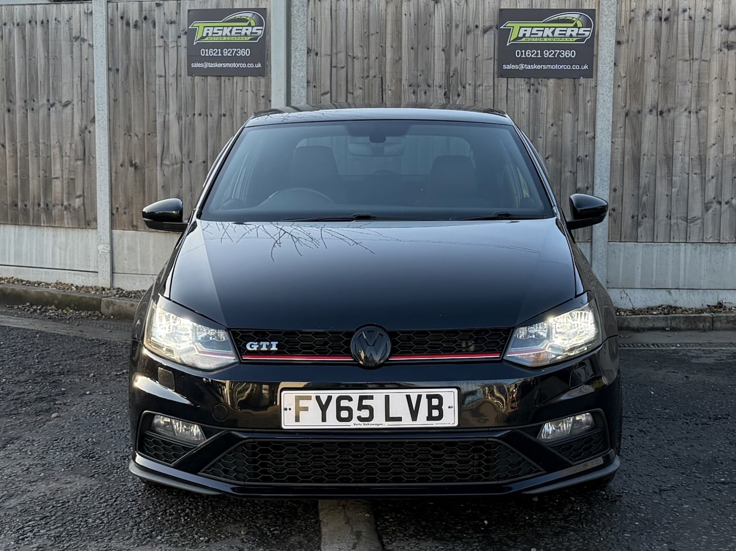 Used Volkswagen Polo 2015 for sale - 76799147: Photo 2