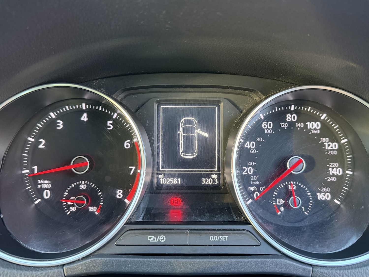 Used Volkswagen Polo 2015 for sale - 76799147: Photo 24