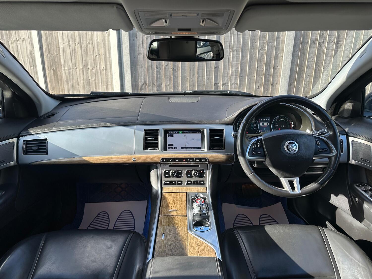 Used Jaguar XF 2013 for sale - 76397081: Photo 10