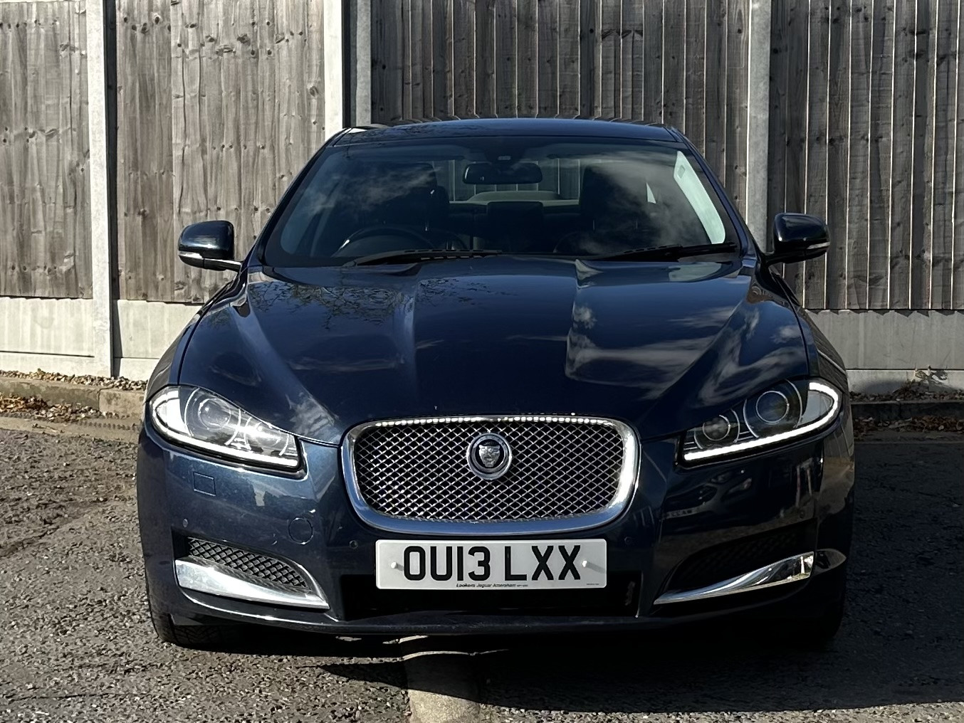 Used Jaguar XF 2013 for sale - 76397081: Photo 2