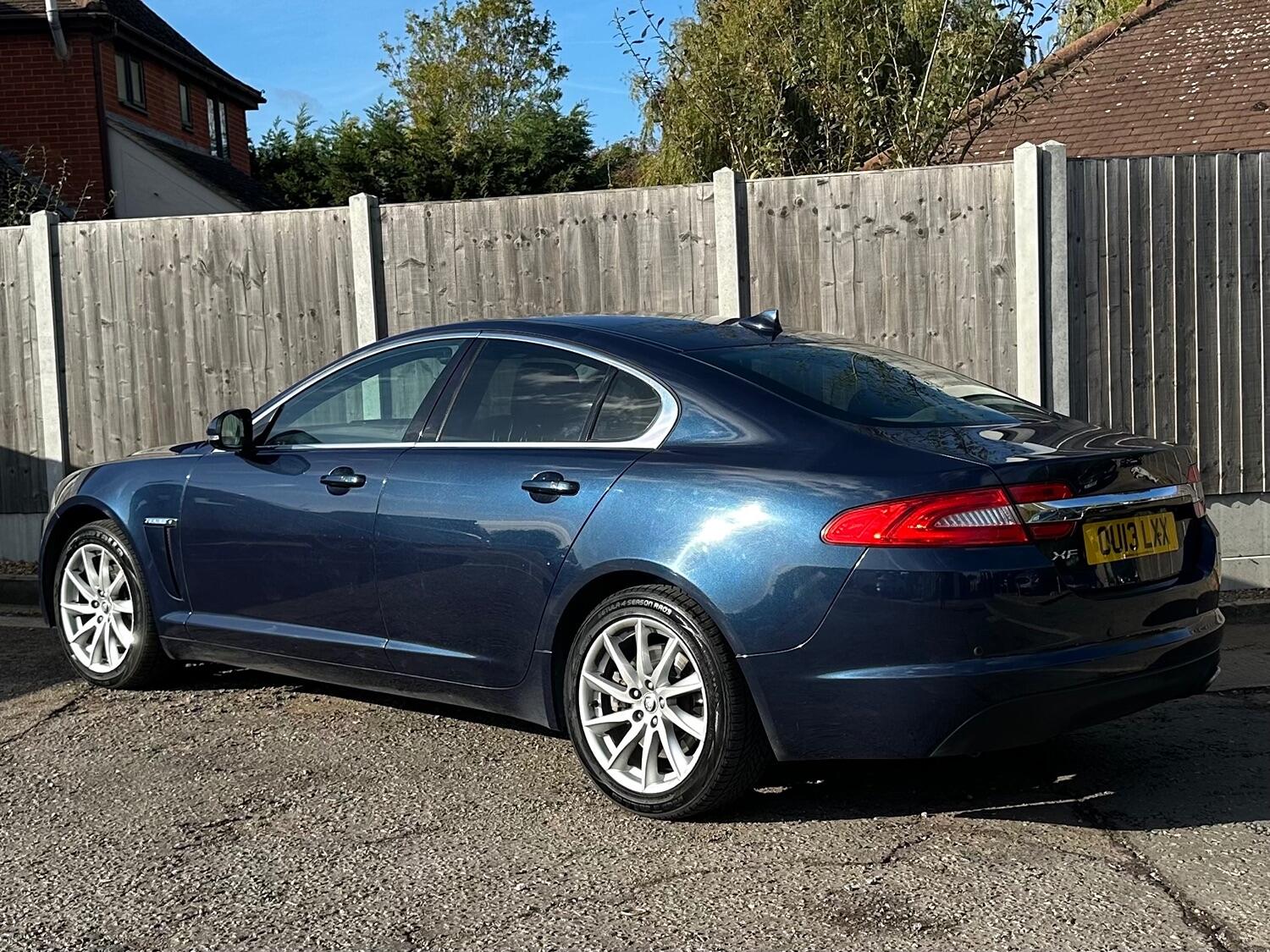 Used Jaguar XF 2013 for sale - 76397081: Photo 5