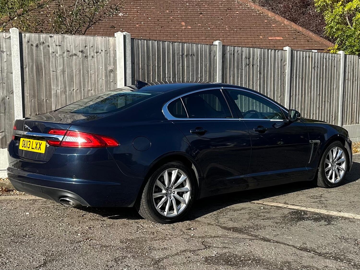 Used Jaguar XF 2013 for sale - 76397081: Photo 9
