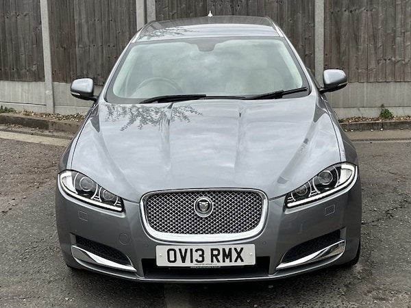 Used Jaguar XF 2013 for sale - 75731281: Photo 2