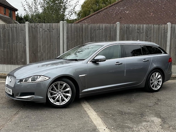Used Jaguar XF 2013 for sale - 75731281: Photo 3