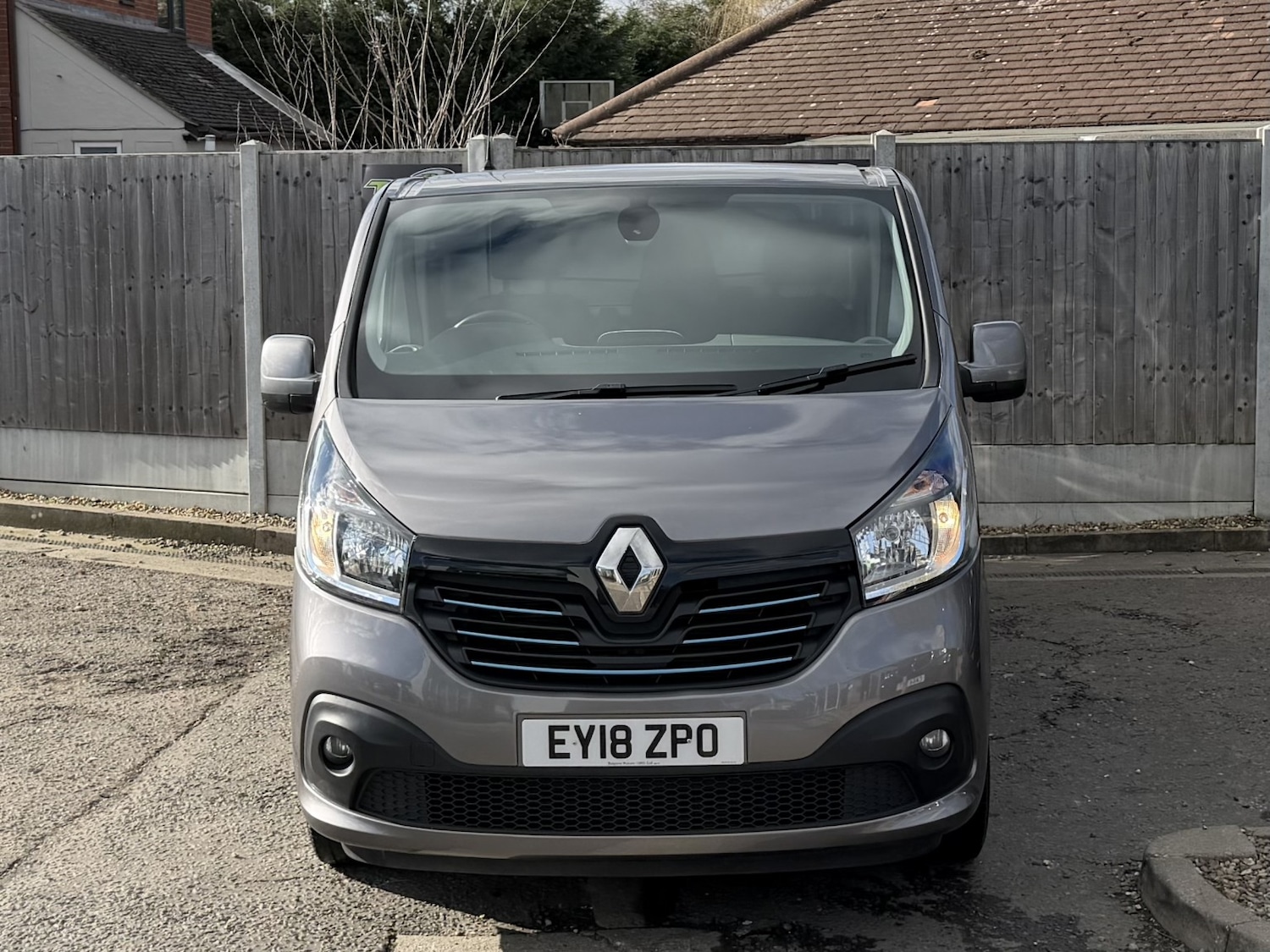 Used Renault Trafic 2018 for sale - 77558610: Photo 2