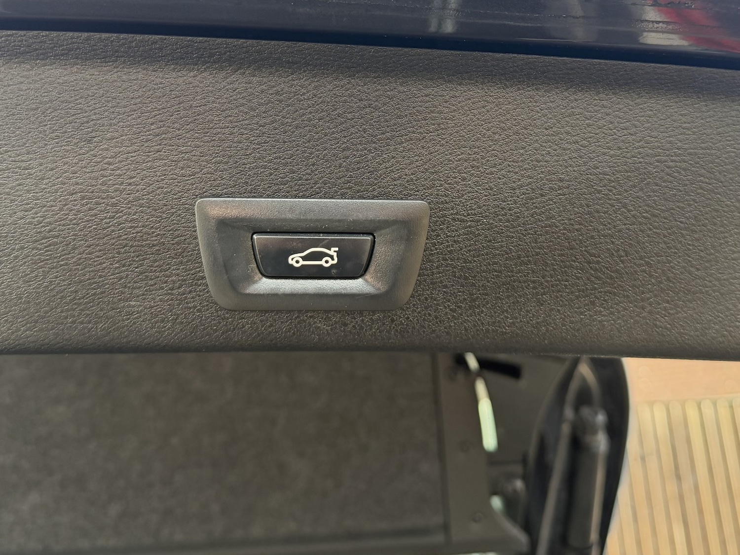 Used BMW X4 2017 for sale - 77474831: Photo 15