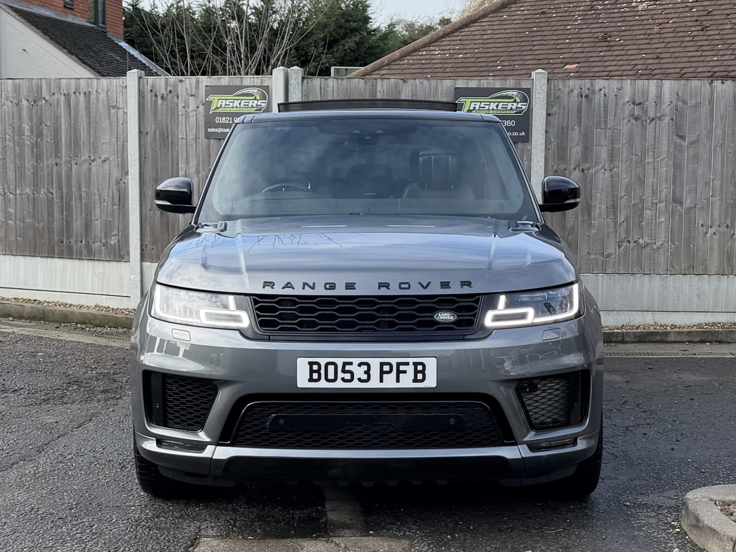 Used Land Rover Range Rover Sport 2018 for sale - 77558646: Photo 2