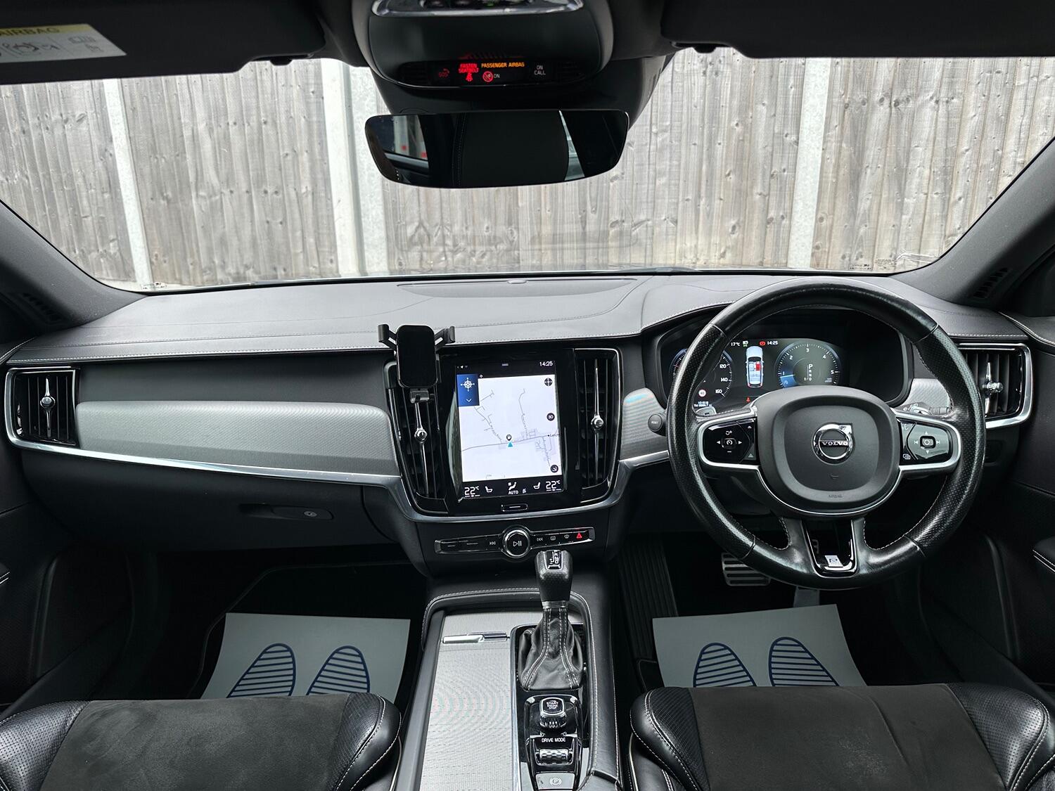 Used Volvo V90 2018 for sale - 76497486: Photo 10