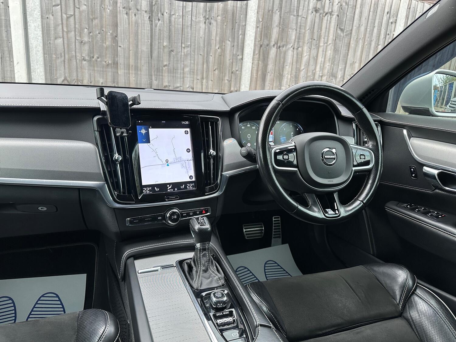 Used Volvo V90 2018 for sale - 76497486: Photo 19