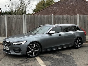 Used Volvo V90 2018 for sale - 76497486: Photo