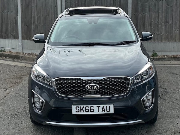 Used Kia Sorento 2016 for sale - 76211749: Photo 2