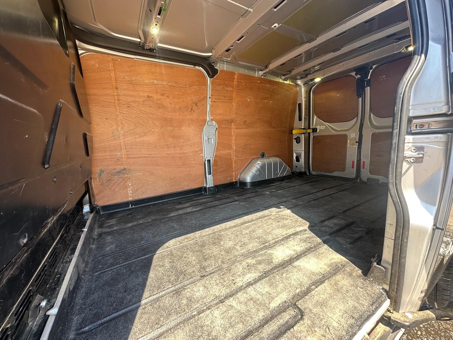 Used Ford Transit Custom 2017 for sale - 77124207: Photo 14