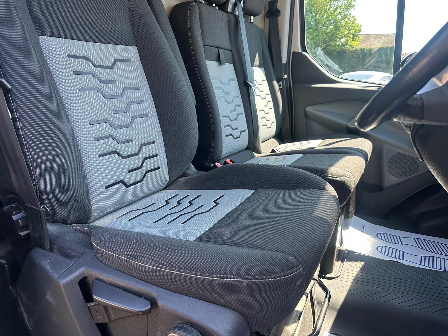 Used Ford Transit Custom 2017 for sale - 77124207: Photo 32