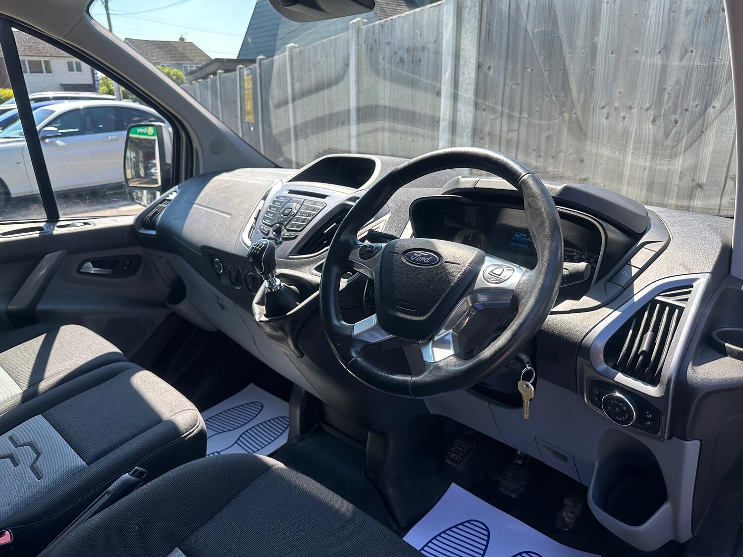 Used Ford Transit Custom 2017 for sale - 77124207: Photo 9