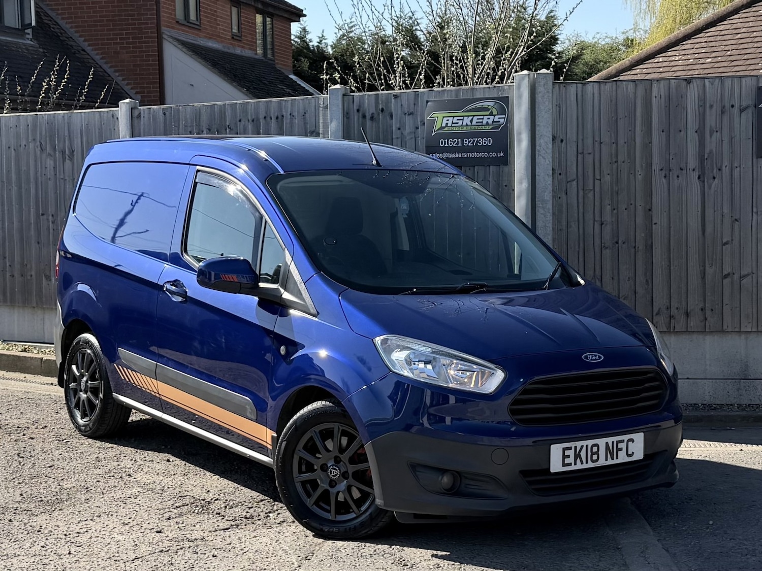 Used Ford Transit Courier 2018 for sale - 77945778: Photo 1
