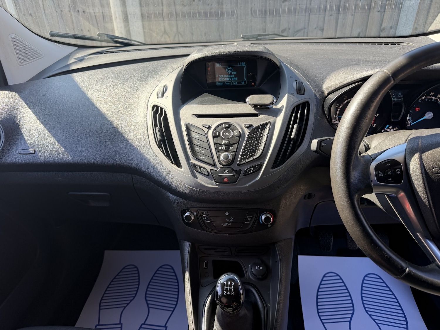 Used Ford Transit Courier 2018 for sale - 77945778: Photo 18