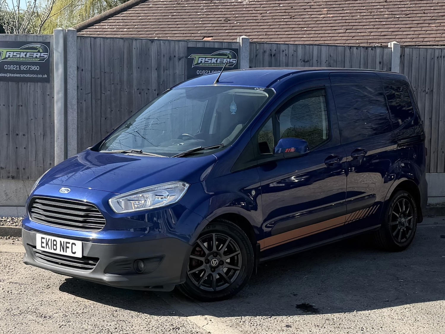 Used Ford Transit Courier 2018 for sale - 77945778: Photo 3