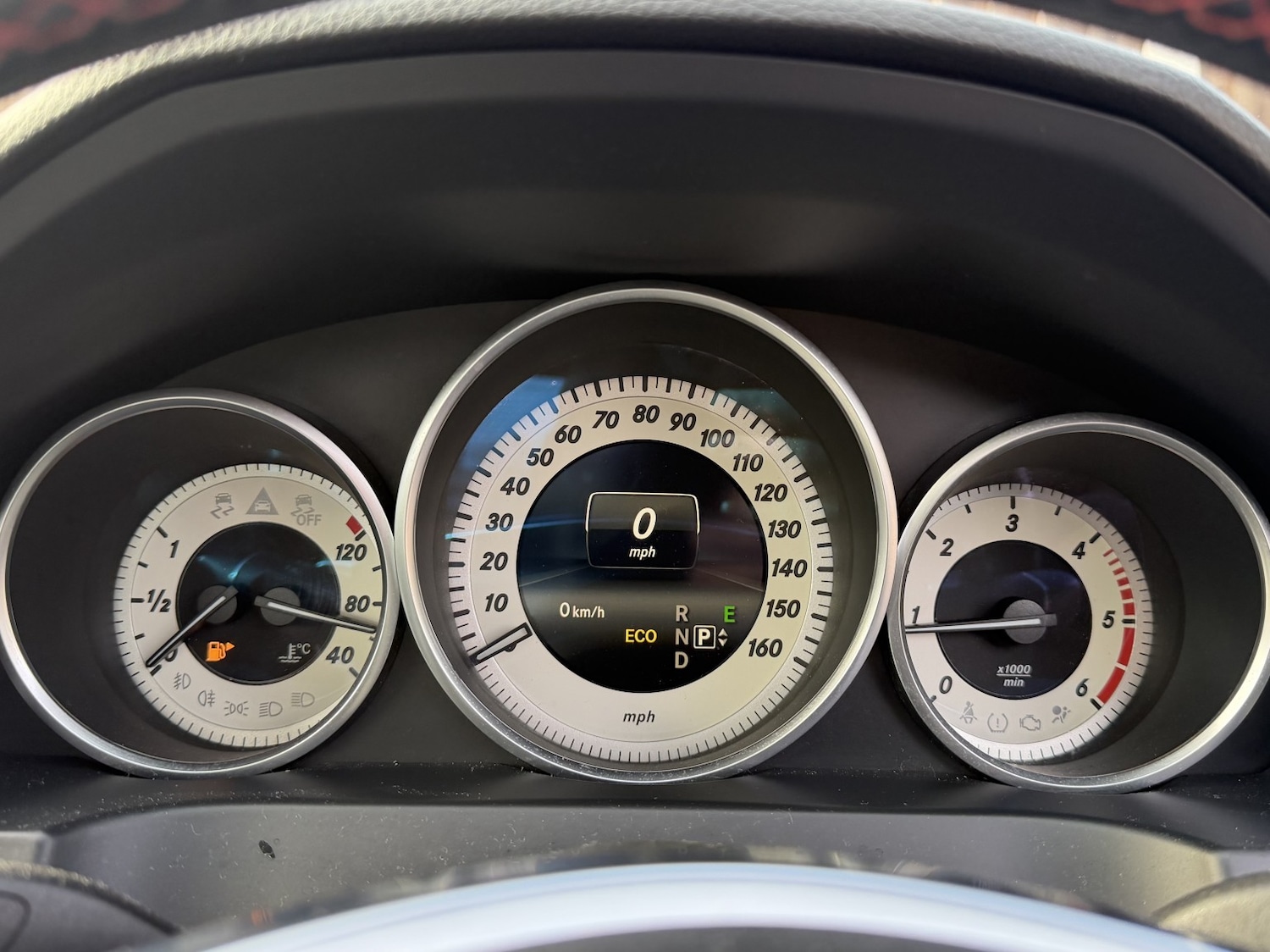 Used Mercedes-Benz E Class 2014 for sale - 77603345: Photo 26