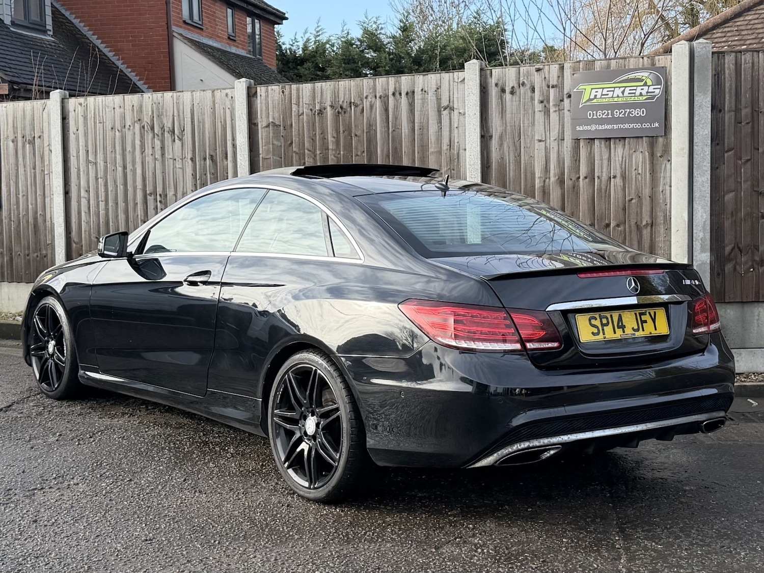 Used Mercedes-Benz E Class 2014 for sale - 77603345: Photo 5